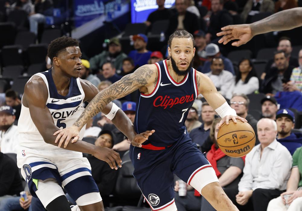 迪马：38岁瓦尔迪预计今天敲定加盟克雷莫纳，即将登陆意甲联赛