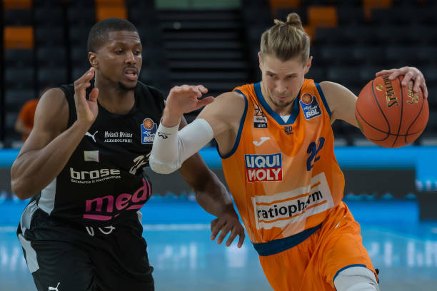 斯基拉：罗德里即将与曼城达成协议，将涨薪续约至2029年